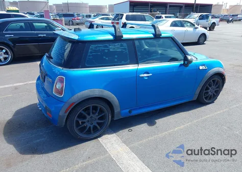 2008 Mini Cooper S from USA, damaged, VIN WMWMF73518TT86953